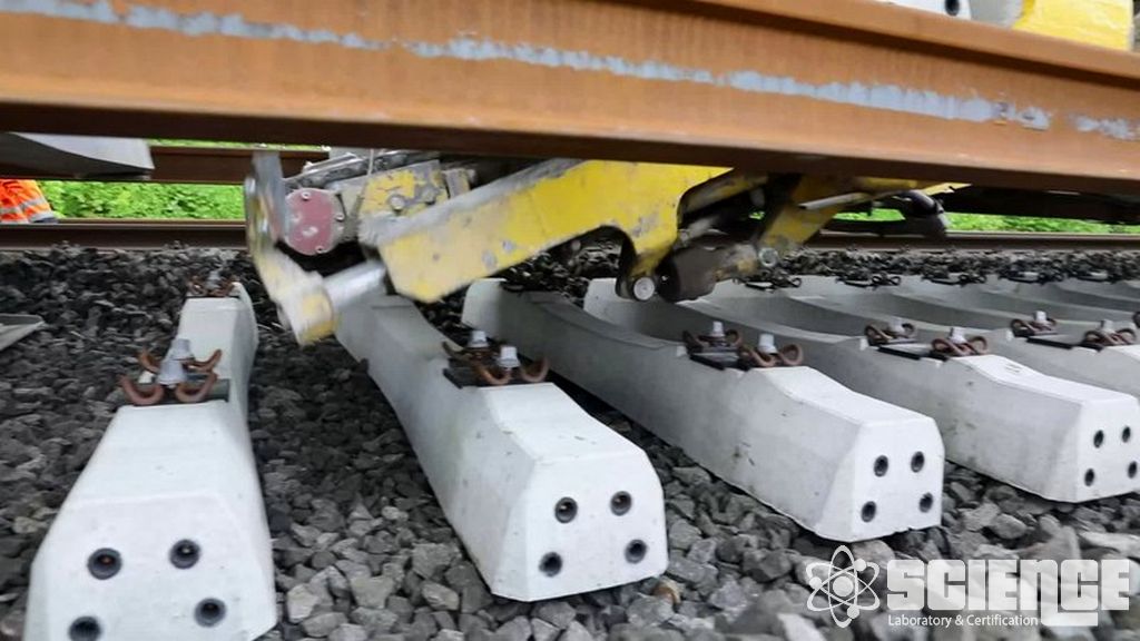 EN 50121-4 Demiryolu Ekipmanı Testi