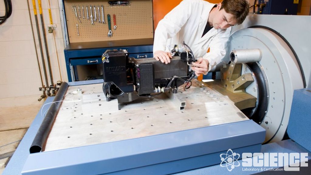 Simüle Edilmiş ve Birleşik Ortamlarda Dinamik ve Titreşim Testi